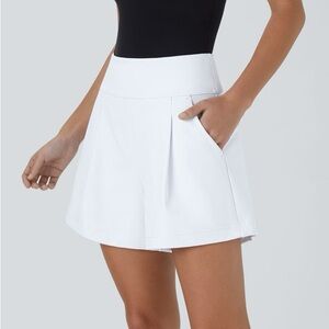 Halara White Athletic Shorts Size Medium